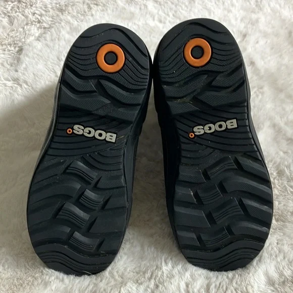 Bogs Classic II Mid Rain Boots - Picture 5 of 11